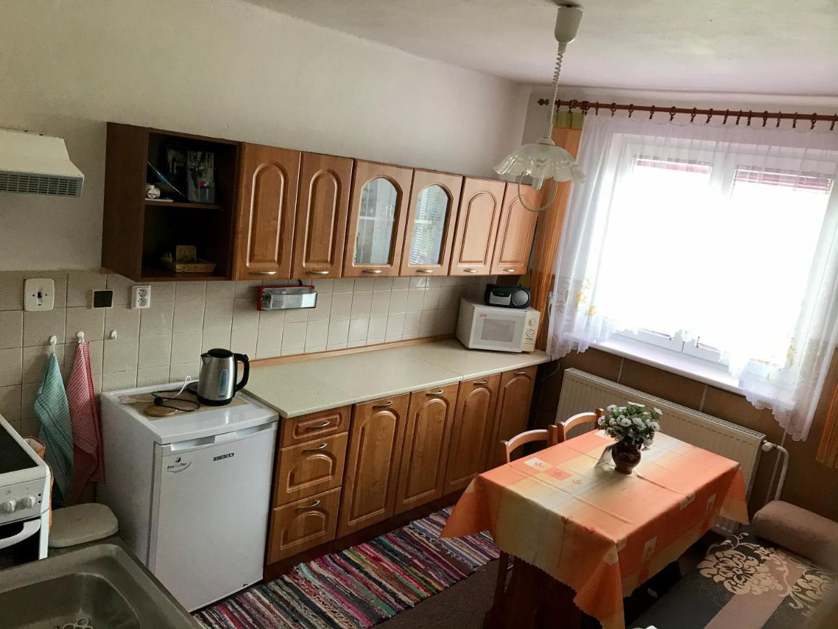 מודרבה Apartman Na Kopecku מראה חיצוני תמונה